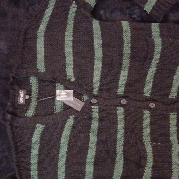 DOLLSKILL WIDOW L/XL CURSE BREAKER KNIT CARDIGAN BLACK WITH GREEN STRIPS SWEATER - Picture 7 of 12